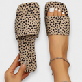 KRASNA  |Premium sandala s leopard uzorkom